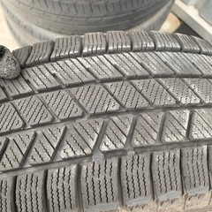 中古タイヤの画像