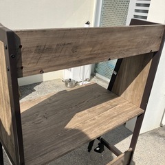 オフィス、デスクワーク用机の画像