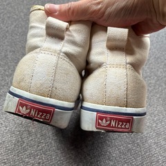 adidas Nizza  ハイカットスニーカーの画像