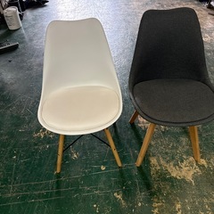 お得なセット価格！椅子二脚セット！の画像