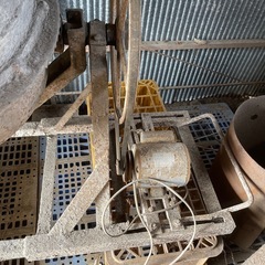 大型　コンクリートミキサーの画像