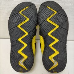 【送料無料】 NIKE KYRIE2 カイリー2 バッシュ バスケットボールシューズ メンズ 黄黒 赤 人気モデル スニーカー　251127-2Tの画像