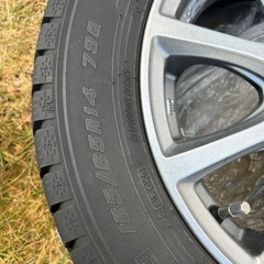 スタッドレスタイヤの画像