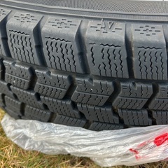 スタッドレスタイヤの画像