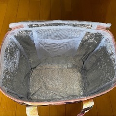 花柄保冷バッグの画像