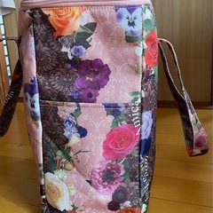 花柄保冷バッグの画像