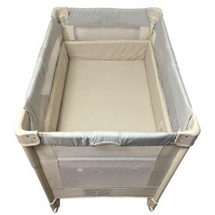 ベビーベッド　Apricaの画像