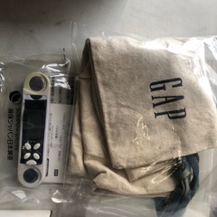 体脂肪計　卓上加湿器　ハンディ扇風機　　　の画像