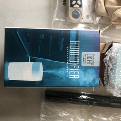 体脂肪計　卓上加湿器　ハンディ扇風機　　　の画像