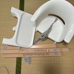 ストッケ　ベビーチェアの画像