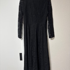 黒　ワンピースの画像
