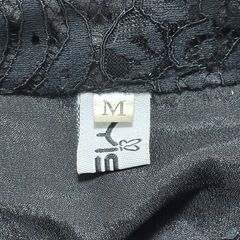 黒　ワンピースの画像