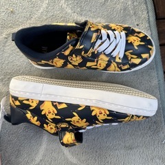 19cmのスニーカーの画像