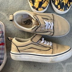 19cmのスニーカーの画像