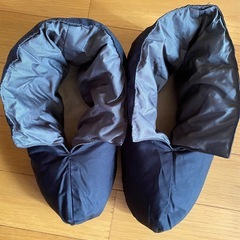 ダウンルームシューズ(黒)の画像