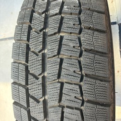スタッドレスタイヤ4個　の画像