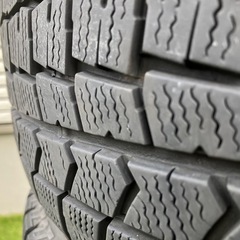 フリードGB5　純正ホイールキャップ付きスタッドレスタイヤセットの画像