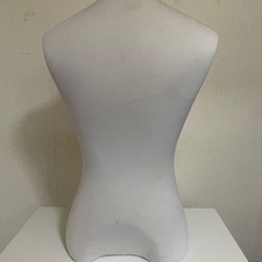 女性用　トルソー／ボディマネキン（上半身のみ）肩幅33cm 全長60cm／出品・洋裁・撮影・店舗ディスプレイにの画像