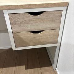 [美品] LOWYA パソコンデスクの画像