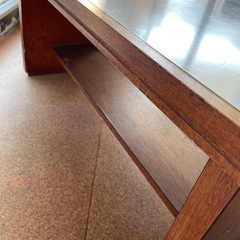 大理石柄　テーブルの画像