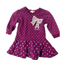 3can4on 紫色の水玉模様 ワンピース 80の画像