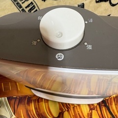 セラミックファンヒーターの画像