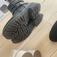 決まりました🐰ブーツ3足まとめ売りの画像