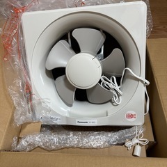 新品台所用換気扇の画像