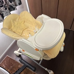 アップリカ　ハイローベッド＆チェアの画像