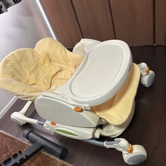 アップリカ　ハイローベッド＆チェアの画像