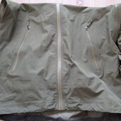 ARC'TERYX GORE-TEX Beta LT M sizeの画像
