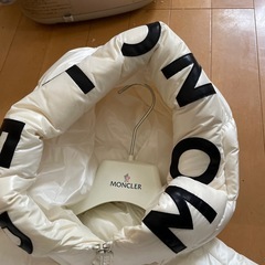 モンクレールダウンの画像