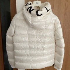 モンクレールダウンの画像