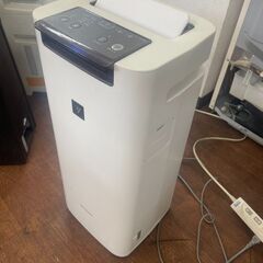 リサイクルショップどりーむ天保山店　No325 加湿空気清浄機　SHARP　2019年製　KI-JS40-W　※プラズマクラスターユニット交換必要ですの画像