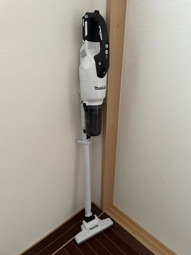 makita充電式クリーナー CL286FDRFW