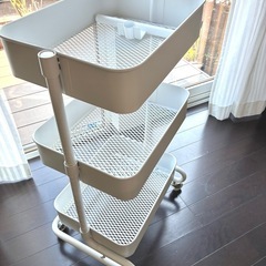 美品⭐︎キッチンワゴン（3段・キャスター付き）の画像