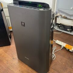 リサイクルショップどりーむ天保山店　No3590 加湿空気清浄機　SHARP　2018年製　オシャレなブラウンカラー　プラズマクラスター　冬の乾燥　ウイルス対策に♪の画像