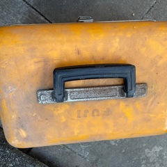 測量機器（オートレベル）の画像