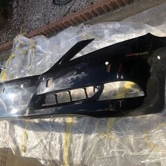 洗車シャンプー、レクサス LS600h のフロントバンパーの画像