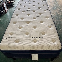 定価6.5万！ニトリ！シングルマットレス！デュアルポケット！の画像
