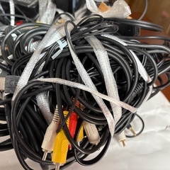 ゲーム用？のケーブル類の画像