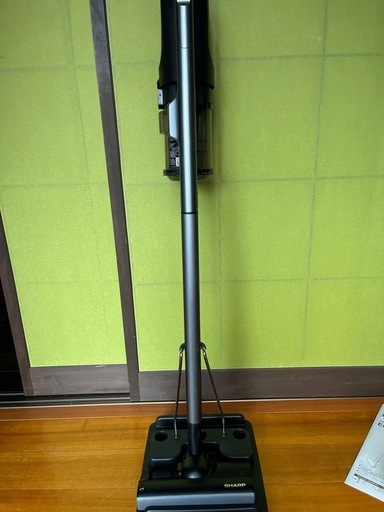 洗えるハンディークリーナー　シャープ　長期保証書、取説付き