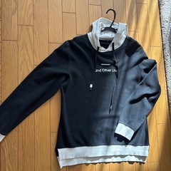 and Other Life パーカー フーディー ブラック ホワイトの画像