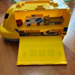 【取引相談中】トミカ　ミニカー11台の画像