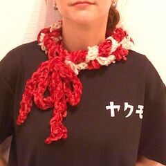 【ハンドメイド】クリスマス柄マフラーの画像