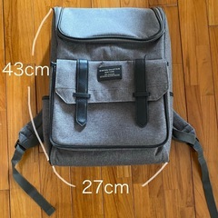 【品質良好】【パソコン収納有り】【仕事・アウトドア】大容量リュックの画像