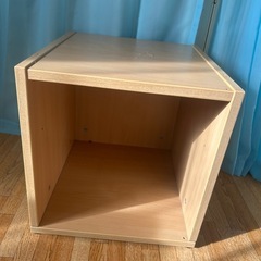 服掛け　カラーボックスの画像