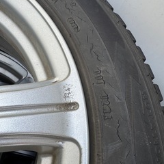 冬のタイヤの画像