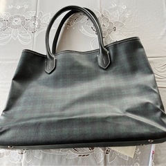 未使用品　ハードビニールのバッグの画像