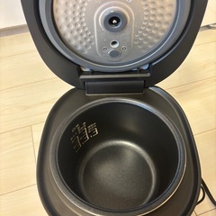 炊飯器の画像